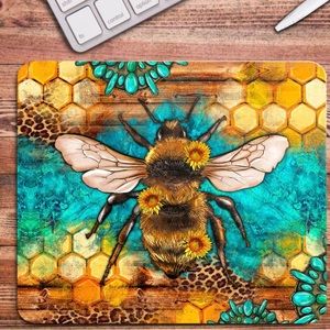 Bumble bee mouse pad